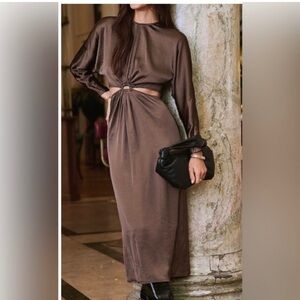 Express Satin‎ Long Sleeve Cutout Brown Midi Dress Size 6 Slinky Luxury Daring
